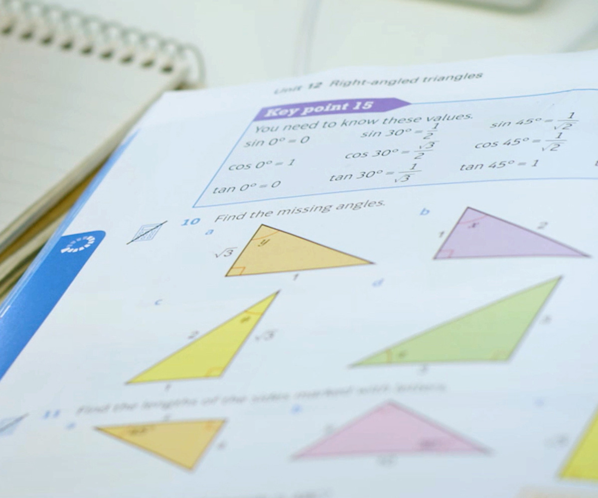 Setting things straight on mixed ability in mathematics